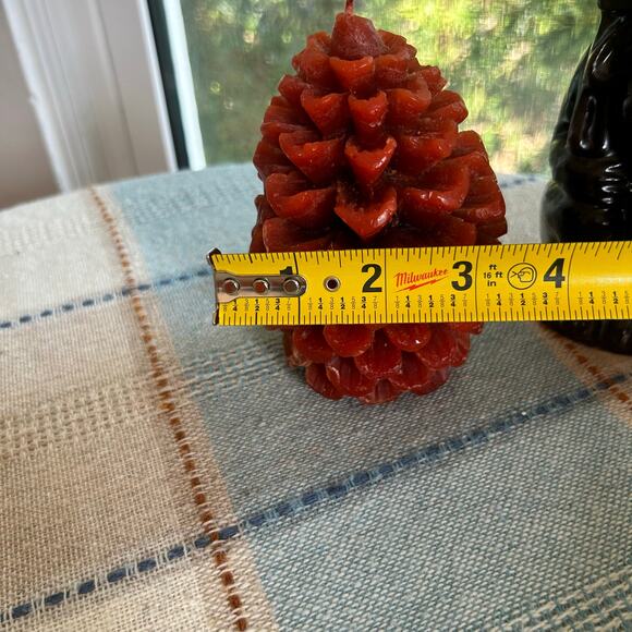 Set of 2 Vintage Novelty Candles Red Pinecone & Brown Tribal Figure Candles - Picture 14 of 15
